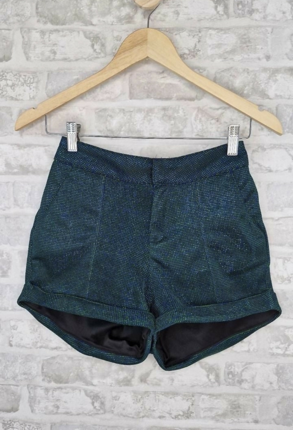 Shorts lurex preto e verde