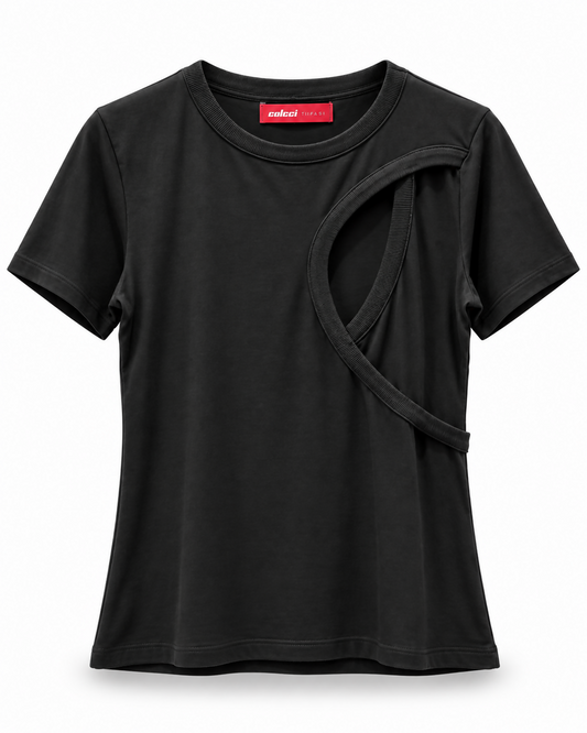 Blusa C/ Detalhe no Busto