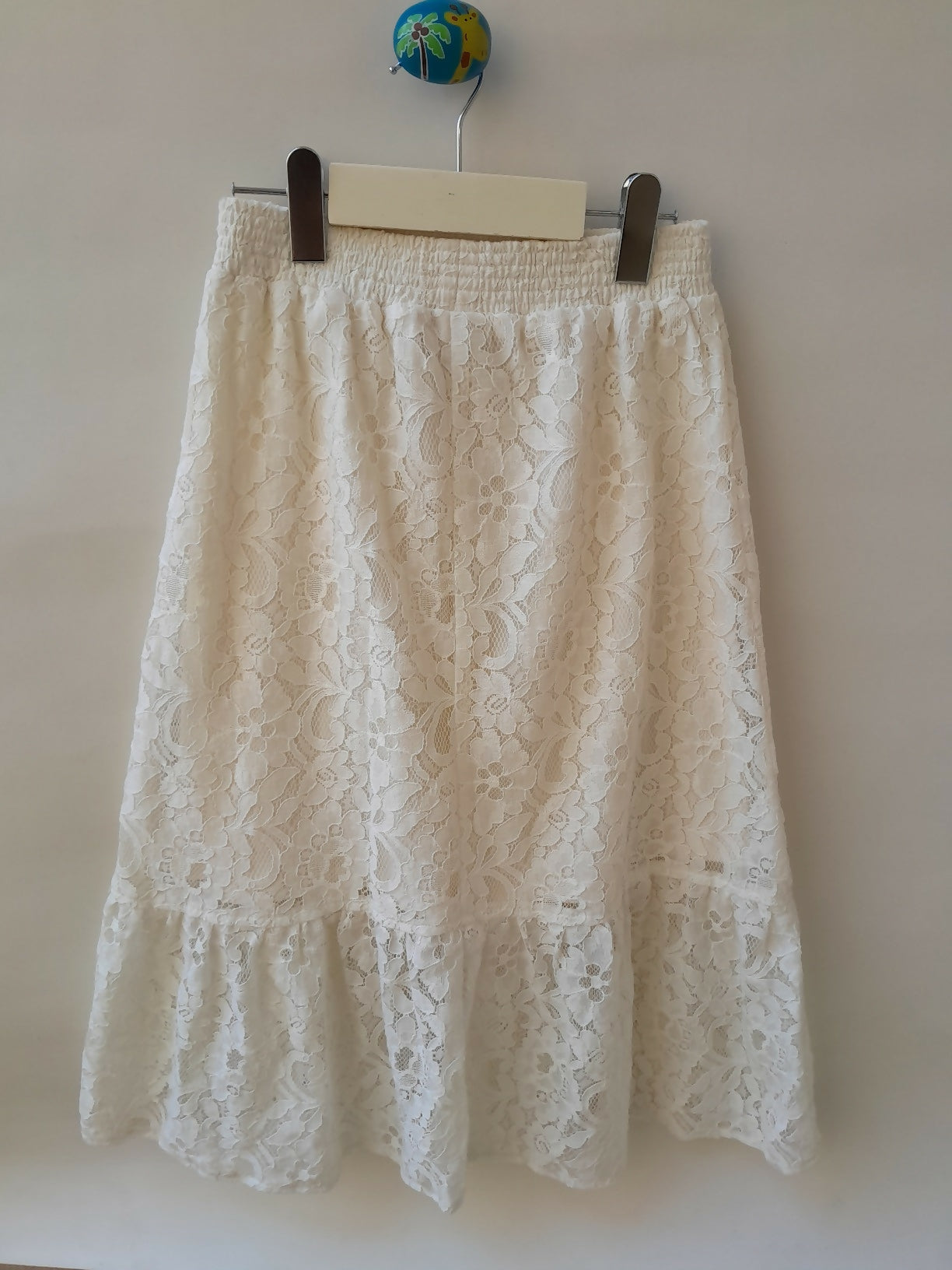 Saia Infantil Animê Renda Off White Com Patch Floral Tam 6