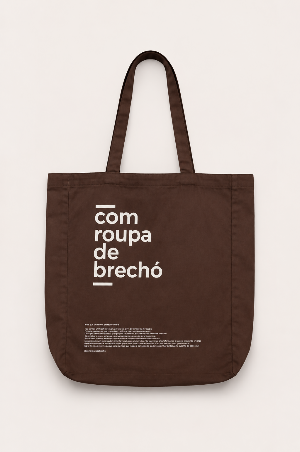 Ecobag Com Roupa de Brechó