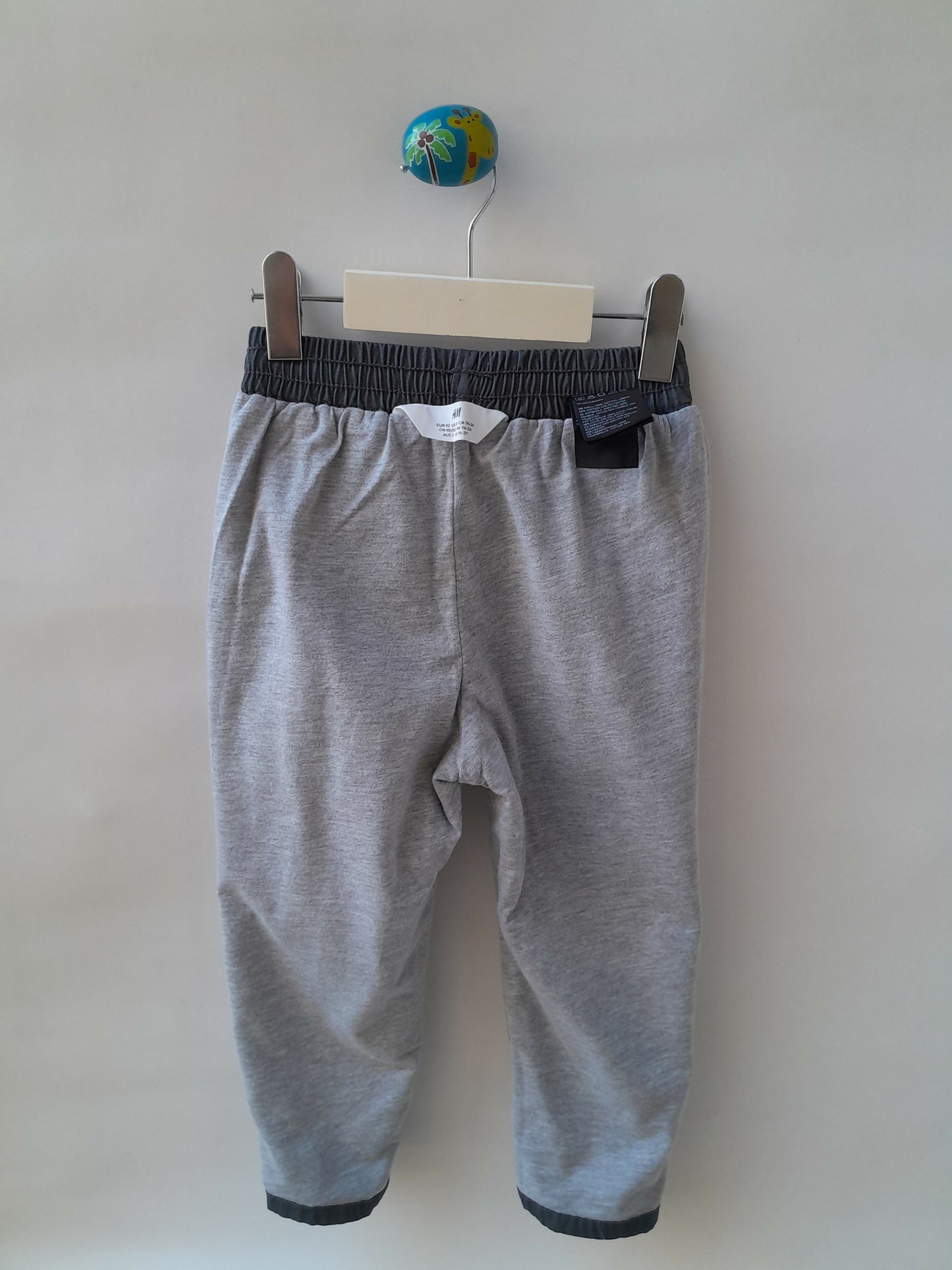 Calça H&M Forrada Cinza Chumbo 2 Anos