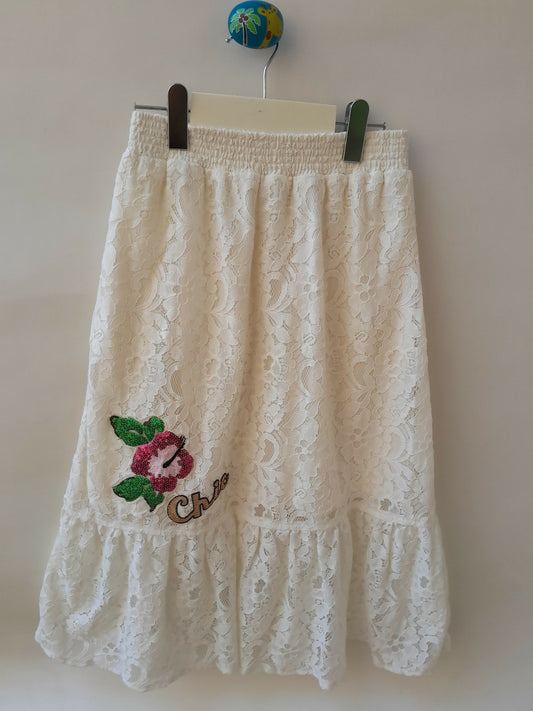 Saia Infantil Animê Renda Off White Com Patch Floral Tam 6