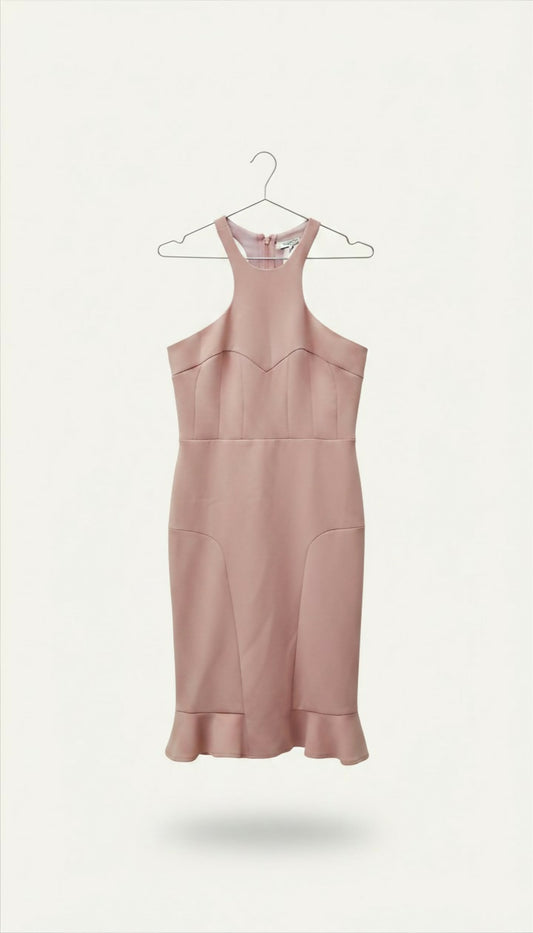 vestido estilo sereia no bege