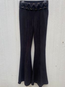 Calça em cotele preto boca de sino 