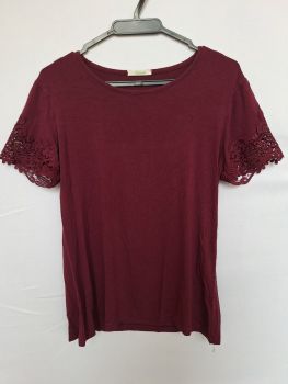 Blusa renda vinho Shante