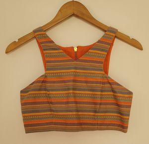 Croped texturizada Laranja Dress too