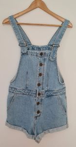 Jardineira Jeans Dress To