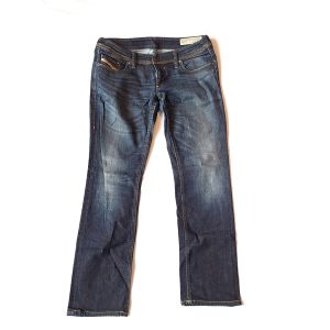 Calça jeans escura Diesel