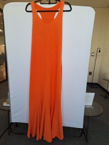 Vestido longo decote nadador laranja Canal